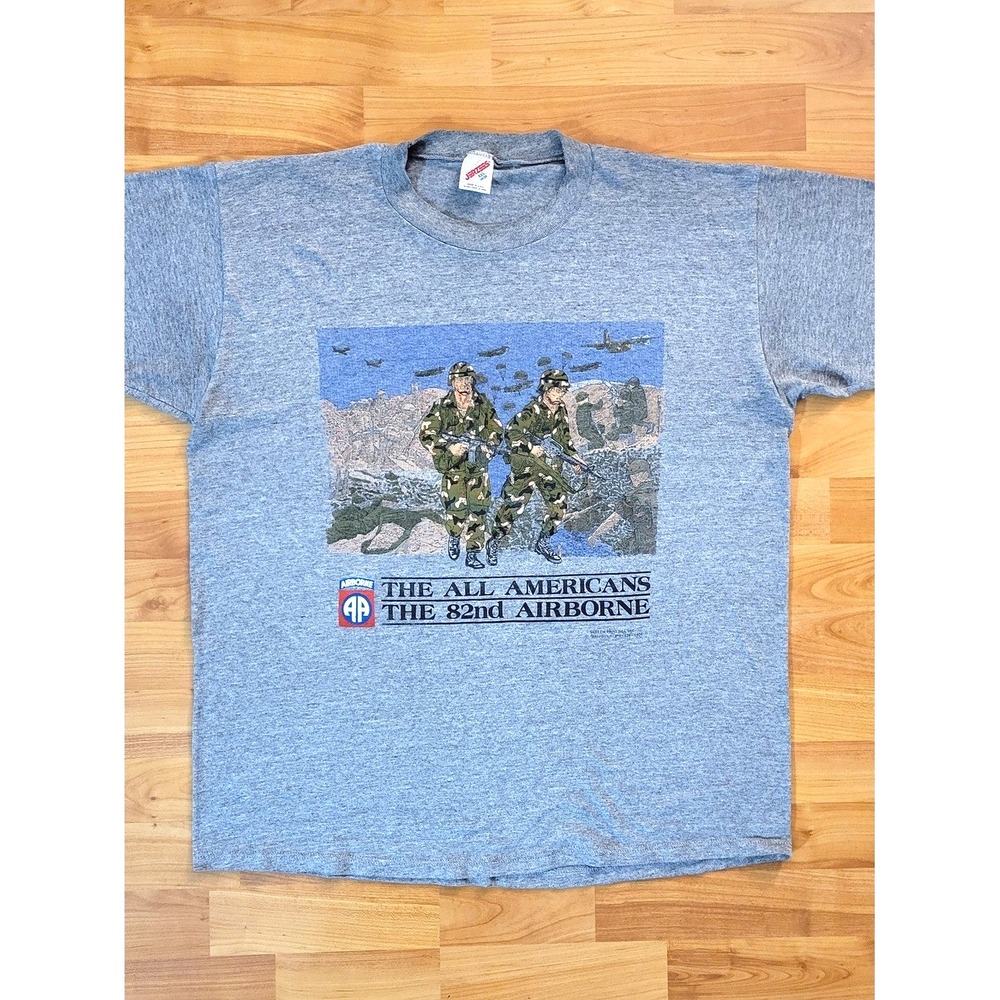 Vintage Jerzees XL/2XL 82nd AIRBORNE Army 90s Patriotic Single Stitch USA